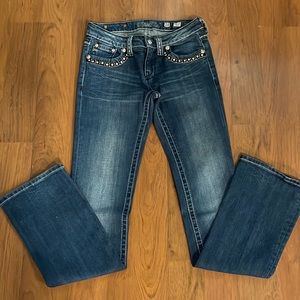 Miss Me jeans size 28. Worn one time.